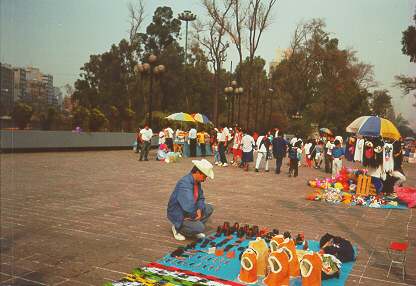 Deptak w parku Chapultepec