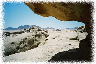 Wadi Rum - pod ?rednim ?ukiem
