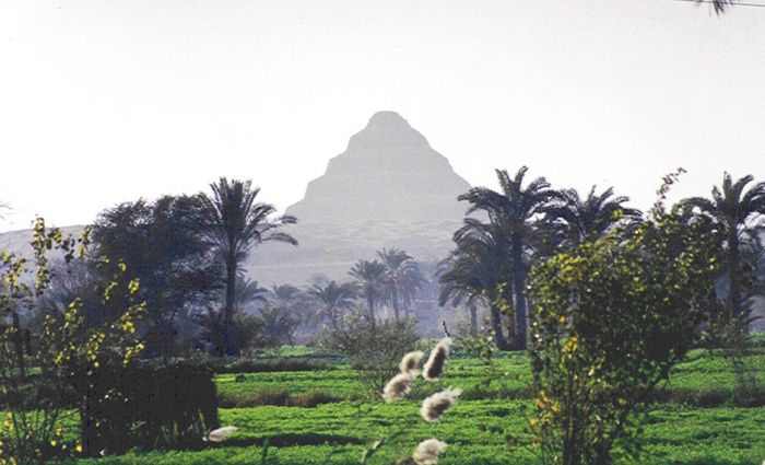 Piramida Dzesera, Sakkara