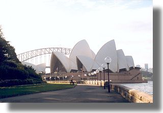 Sydney Opera House wraz z Sydney Harbour Bridge