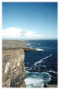 Klifowe wybrzerze wyspy Inishmor