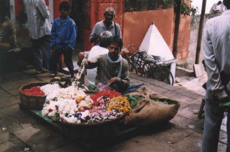 Sprzedawca kwiatw, Varanasi