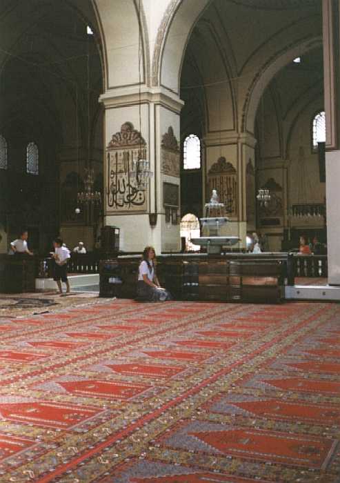 Wn?trze meczetu Ulu Camii. Bursa