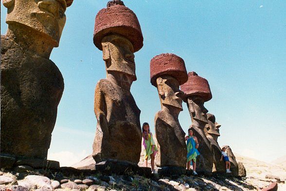 Rapa Nui - moaie z Anakena
