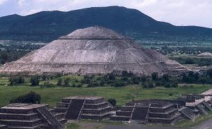 Teotihuacan Piramida S?o?ca