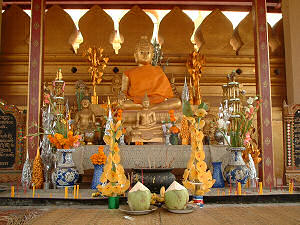 Budda w najs?ynniejszej ?wi?tyni w Vientiane